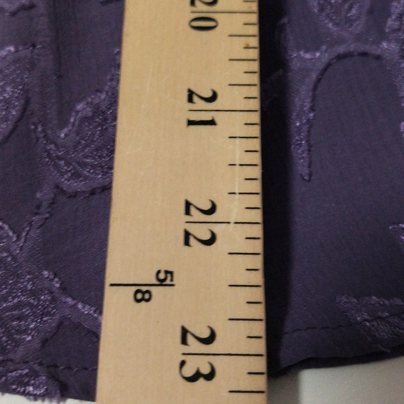 Francesca's Purple Floral Blouse / Size Small - Picture 7 of 7